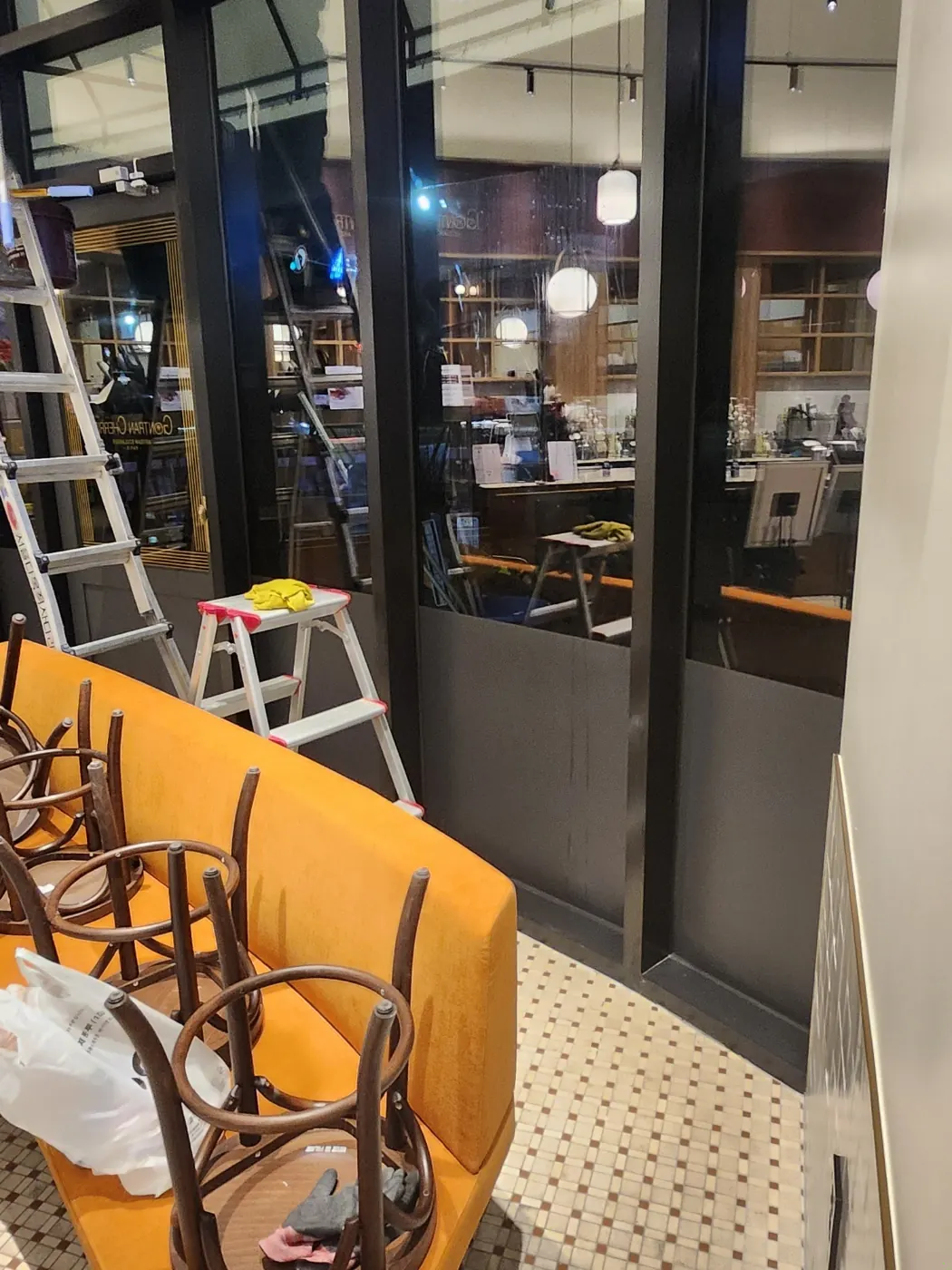 바닥 기계 작업 — 전남권 카페청소 현장