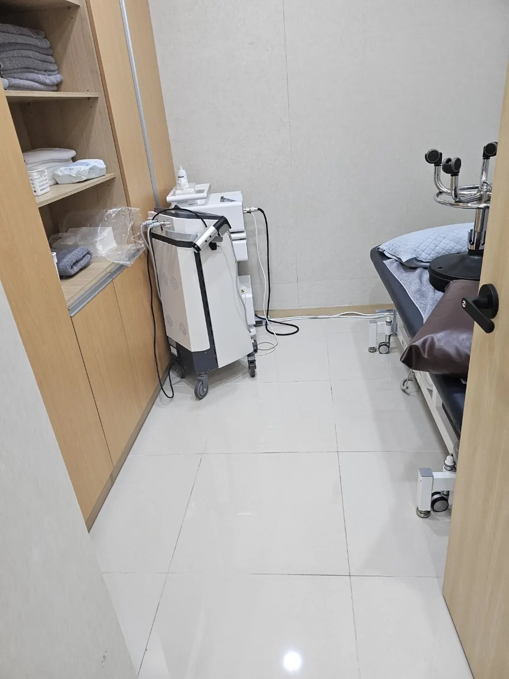 진료·처치 공간 — 무안군 병원청소 현장