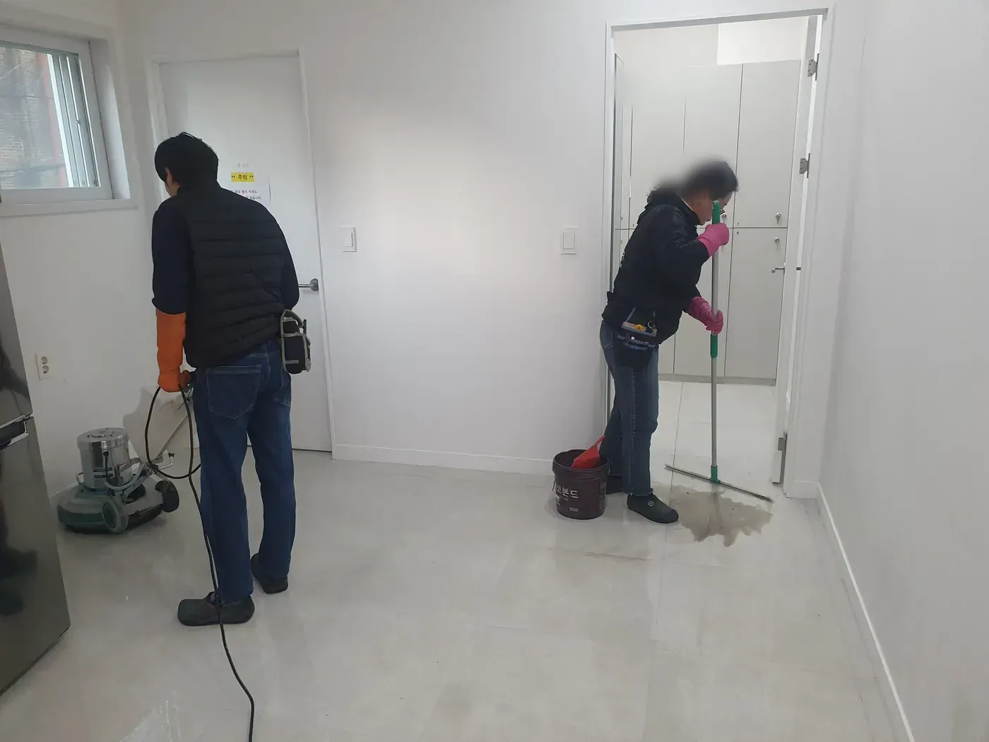 바닥 기계 세정 — 담양군 병원청소 현장