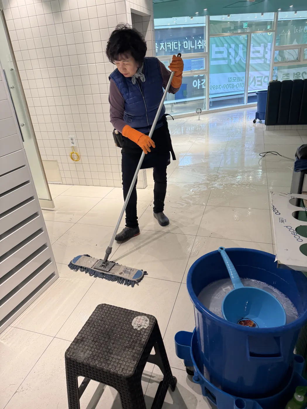 주방 바닥 세정 — 해남군 식당청소 현장