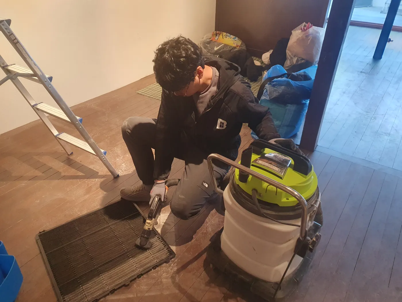 세정 진행 — 나주시 식당청소 현장