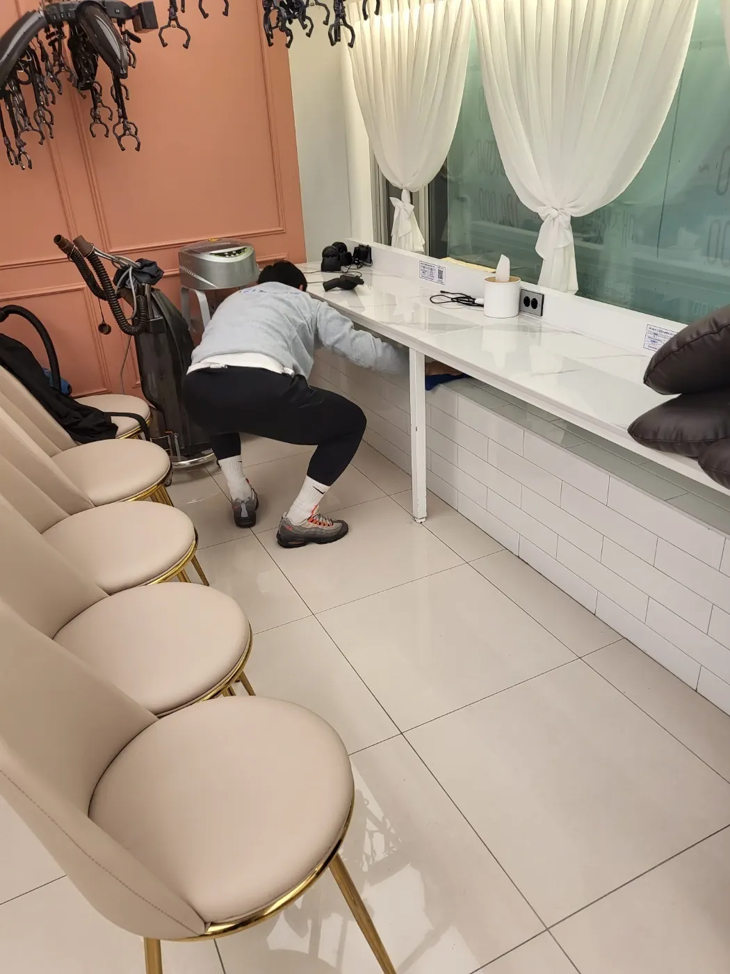 작업 진행 — 해남군 미용실청소 현장