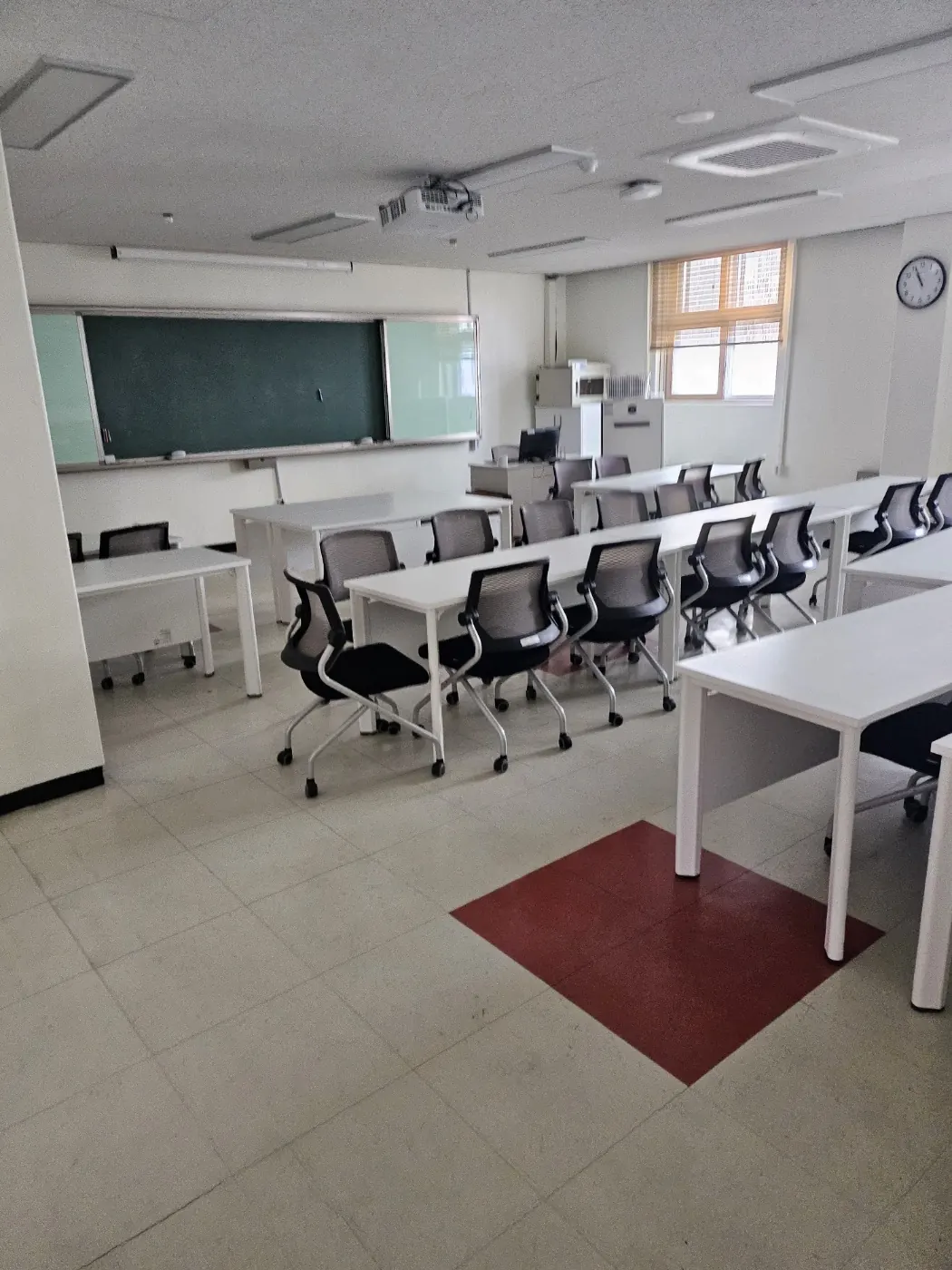 목포시 학교청소 시공 현장 — 교실 정리