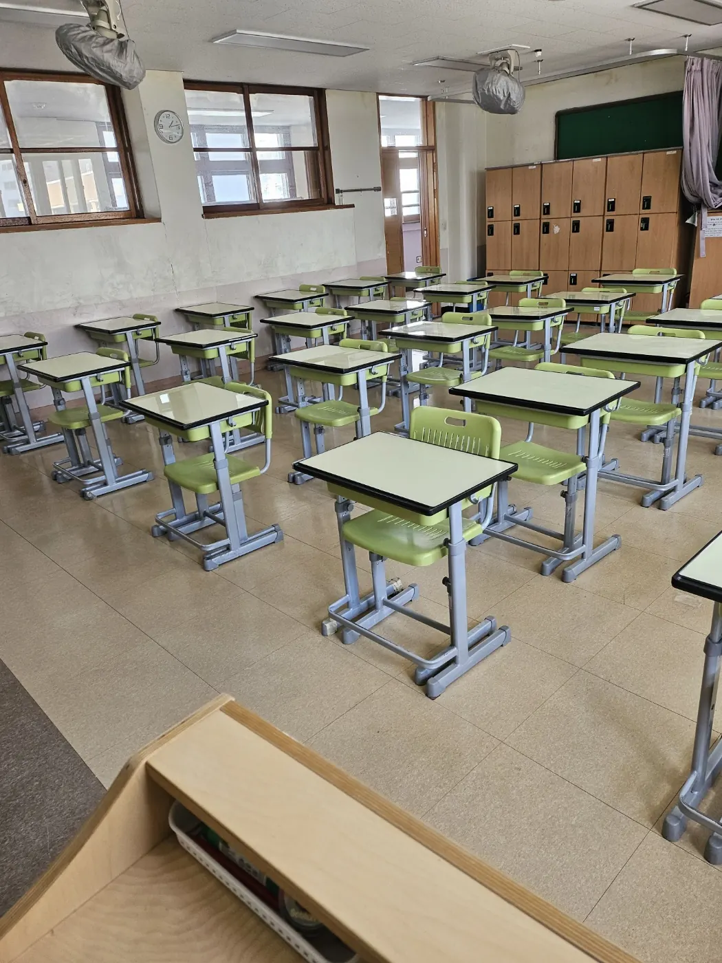 나주시 학교청소 시공 현장 — 교실 마감