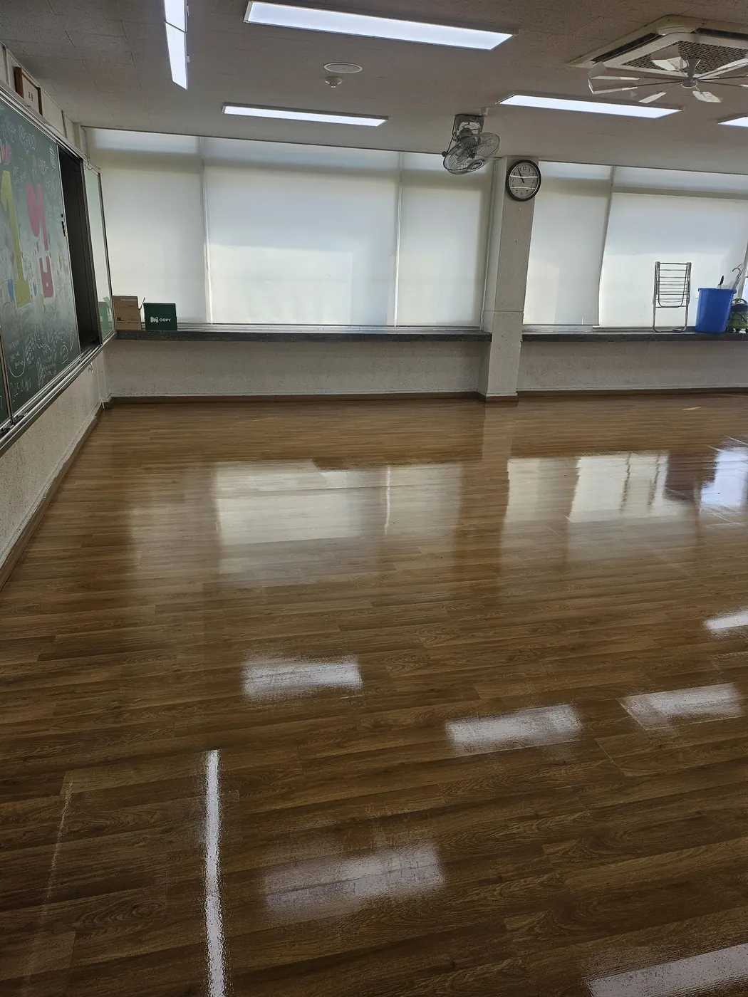왁스 재코팅 — 해남군 학교청소 현장