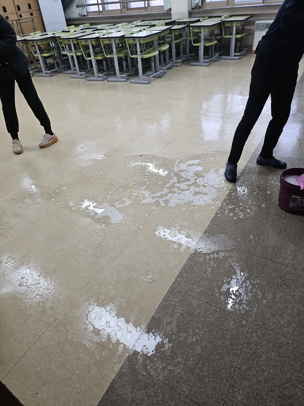 세정 진행 — 구례군 학교청소 현장