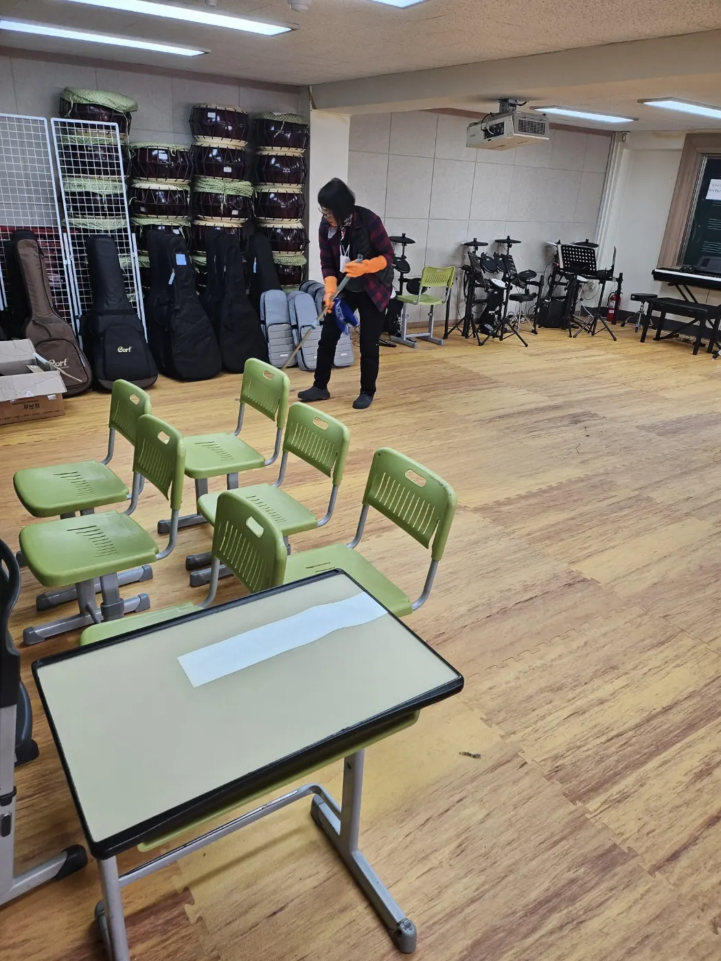 특별교실 정리 — 순천시 학교청소 현장