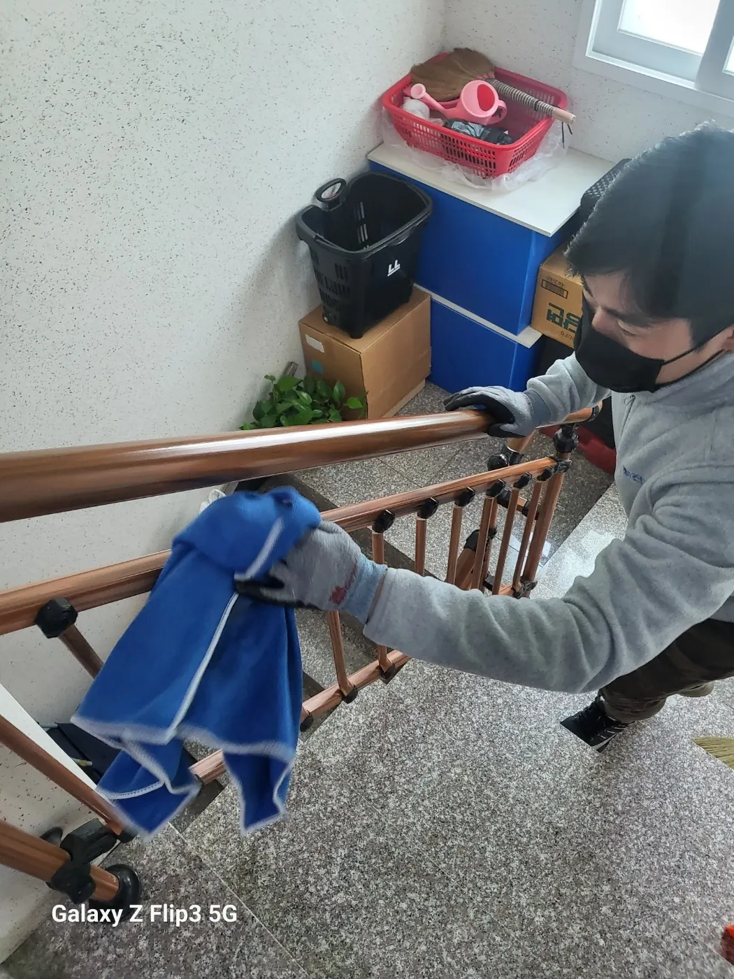 계단 난간 청소 — 전남권 계단청소 현장